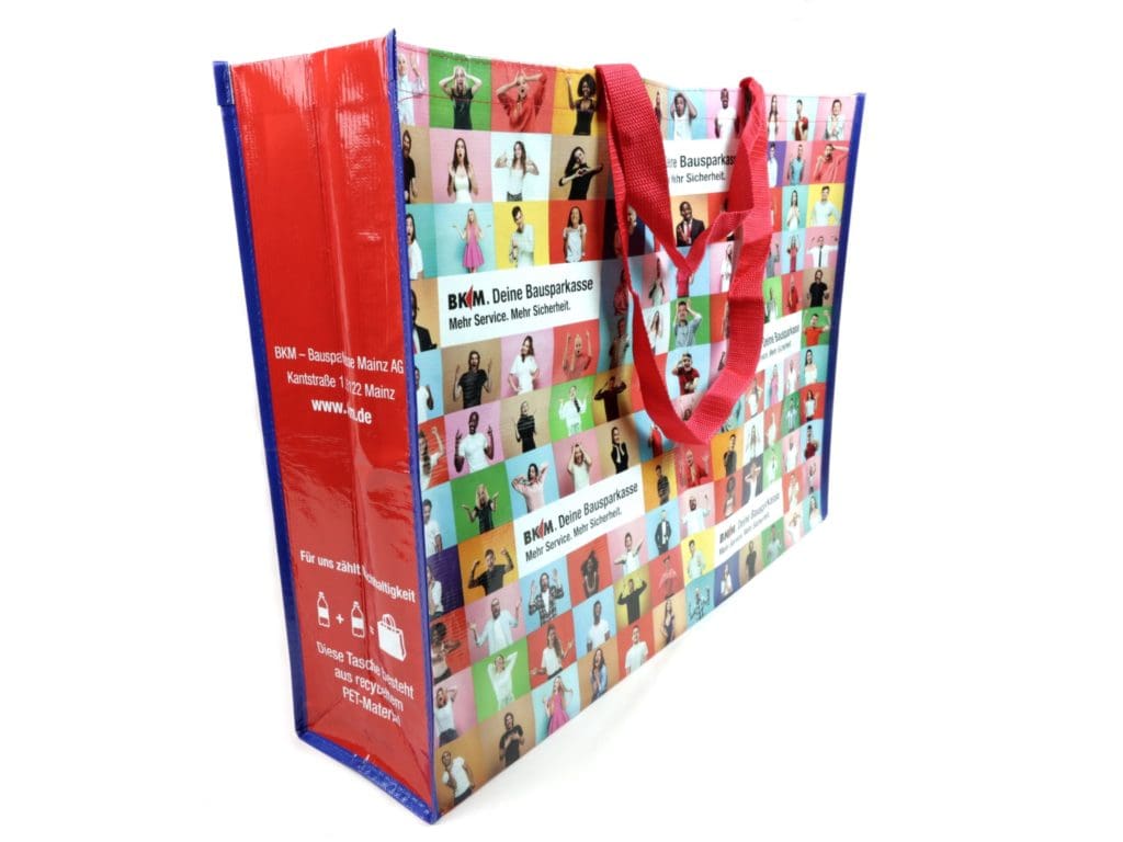 R PET Messetragetaschen für die Bausparkasse Mainz, Gesichter und Menschen, RPET Taschen aus Flaschen